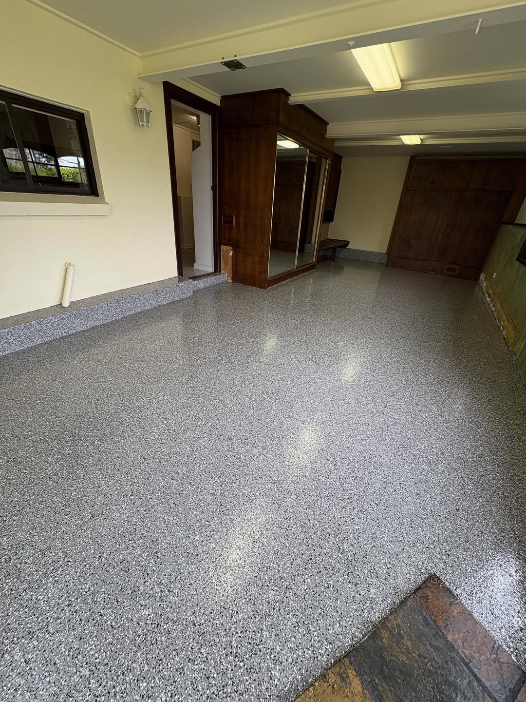 Epoxy flooring project 14